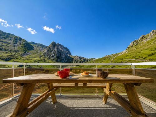 La Mongie Apartment | Appt pied des pistes, terrasse et parking couvert