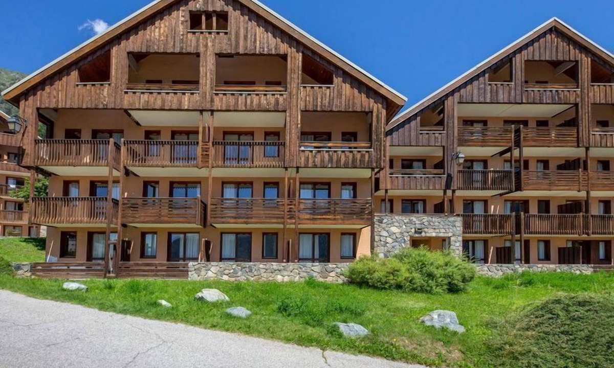 Vaujany Condo | Apptmnt Confortable Près des Commerces | Parking