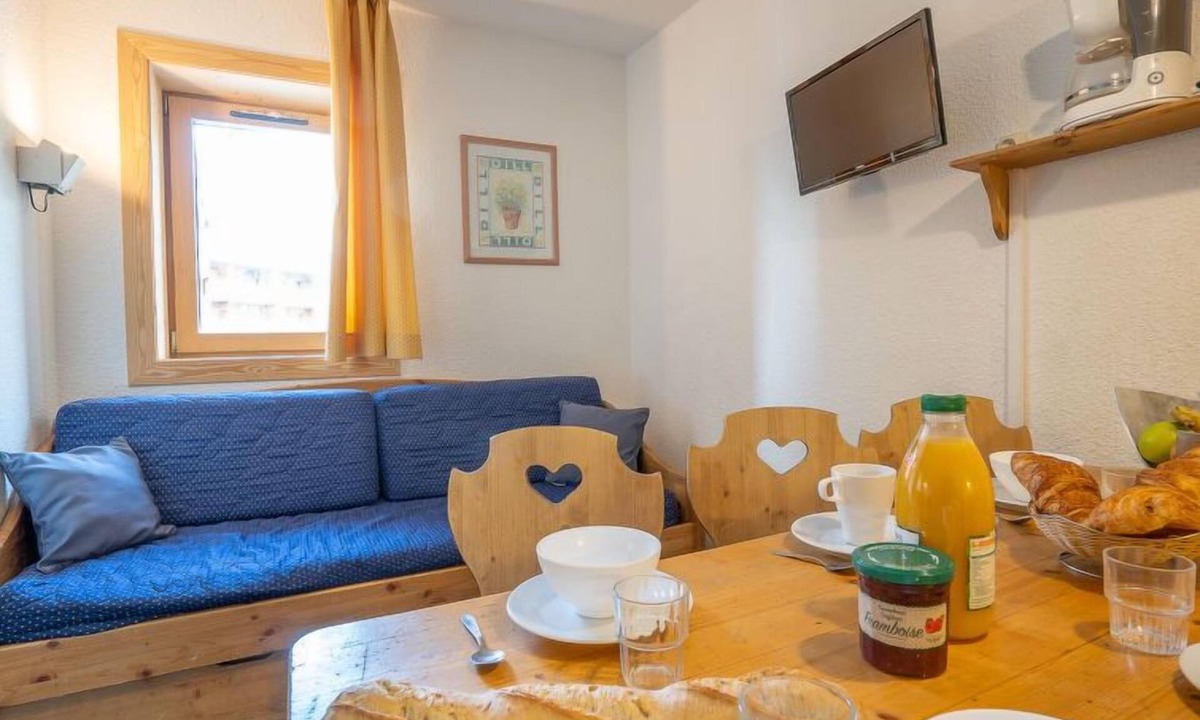 Val-Thorens Apartment | Arcelle 111 by Interhome