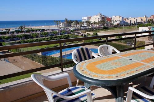 Torredembarra Apartment | AT126 Con piscina y aire acondicionado, 5 min de la playa