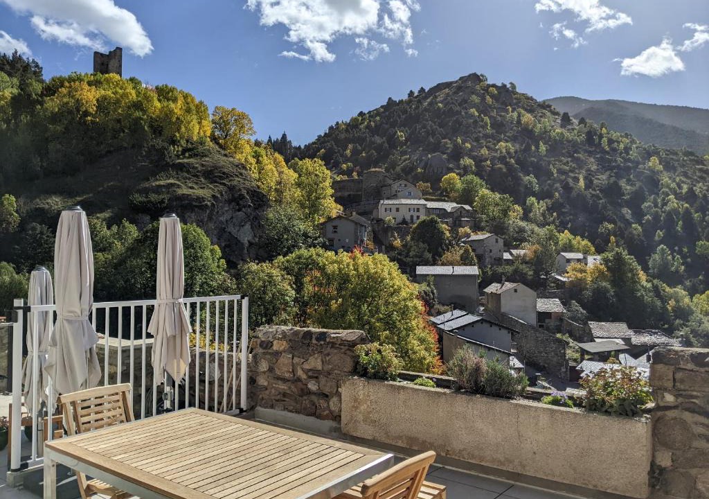 Llo House | Atalaya - Maître de Cabestany - Gîte avec piscine pour 8 personnes - 3 chambres en suite