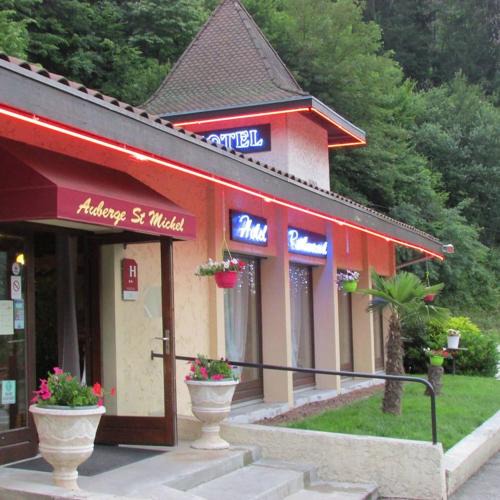 Saint-Martin-d'Uriage Hotel | AUBERGE SAINT MICHEL