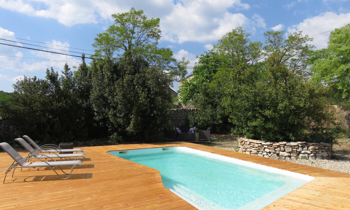 Labeaume Cottage | Authentic and modern pool, South Ardeche, 2kms from the river