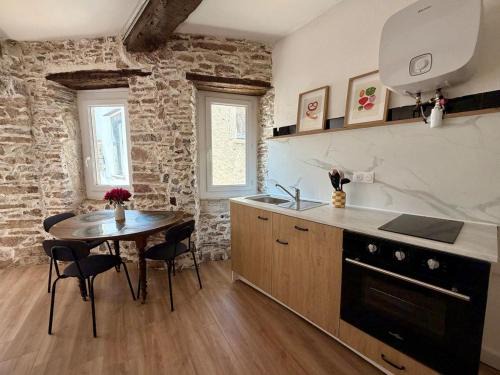 Saint-Pons-de-Thomieres Apartment | Authentic apartment in the center of the village