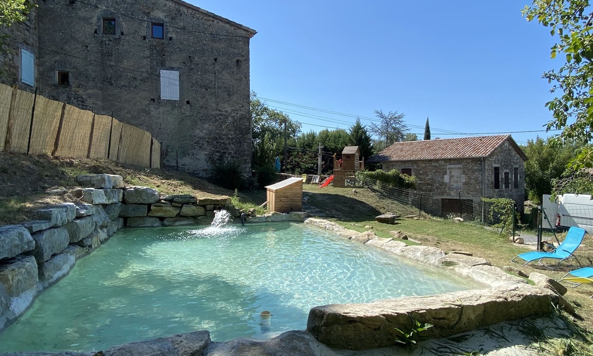 Les Assions House | AUTHENTIQUE BATISSE CEVENOLE DU XVIII SIECLE EN BORDURE DE RIVIERE
