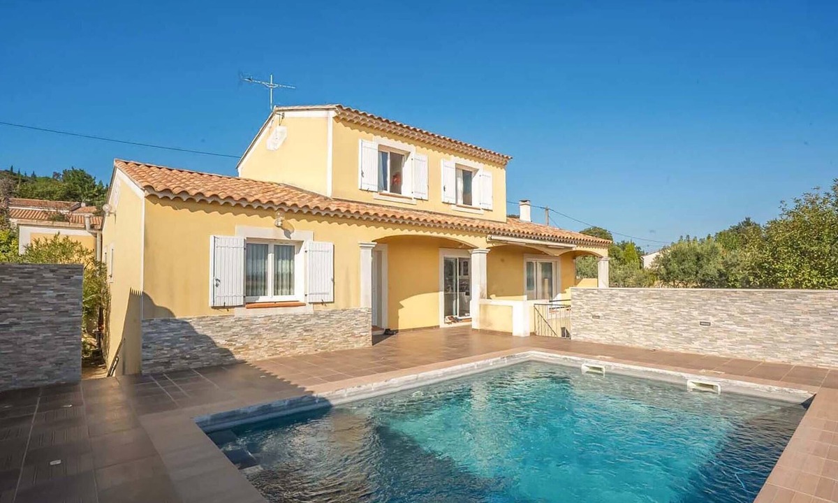 Rochefort-du-Gard House | Awesome home in Rochefort du Gard