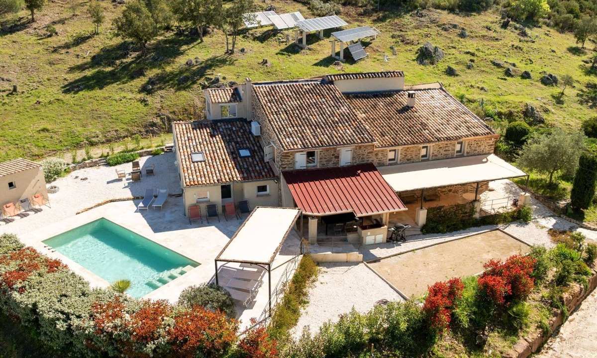 Vidauban Villa | Bastide Dans le Massif des Maures en Provence Côte Dazur