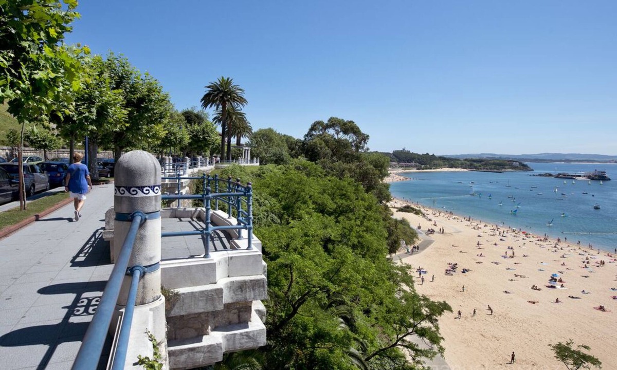 Santander Apartment | Beachside apartment