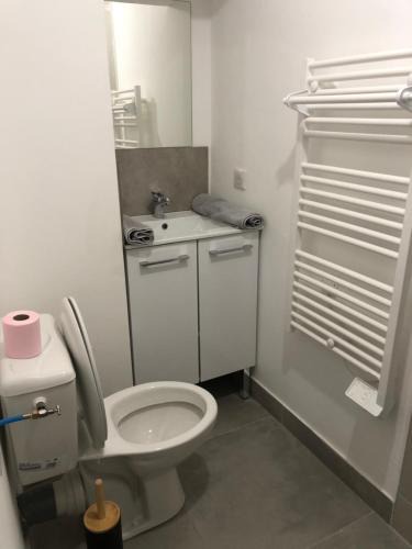 Montelimar Apartment | Beau studio meublé refait à neuf Montélimar centre