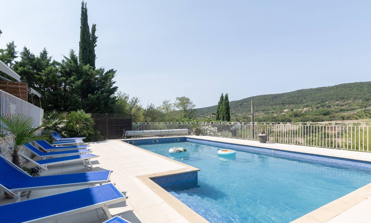 Lagorce Apartment | Beautiful Estate in the South of Ardèche with Large Pool, BBQ, and Games