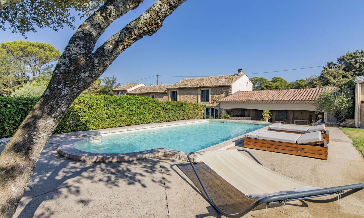 Uchaux House | Beautiful private villa for 8 people with private pool, A/C, WIFI, TV and terrace