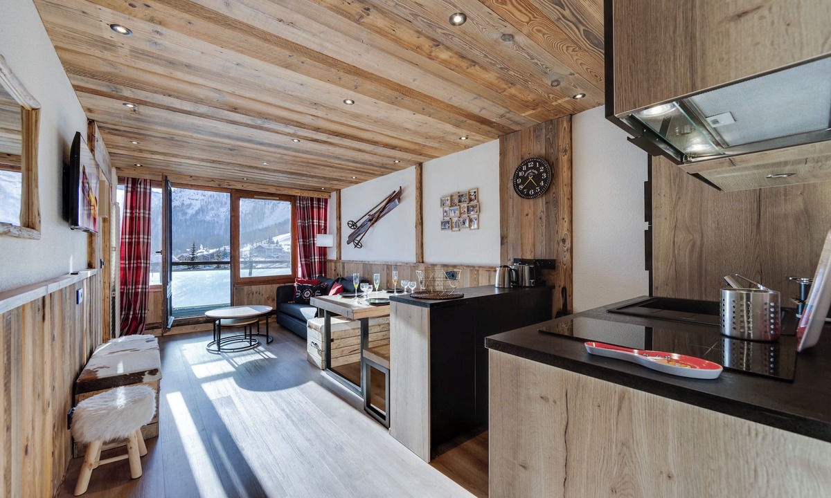 Val-d'Isere Apartment | Beautiful renovated apartment