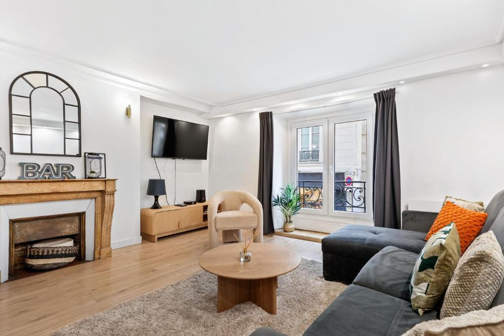 Quartier du Mail Apartment | Beautiful Spacious Apartment 3BR 8P near street Montorgueil