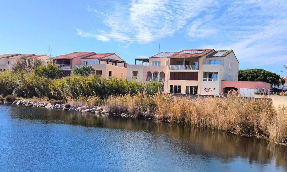 Le Barcares Apartment | BEAUTIFUL T2 APARTMENT WITH TERRACE - VIEW OF LAC MARIN - CLOSE TO BEACHES BARCARÈS