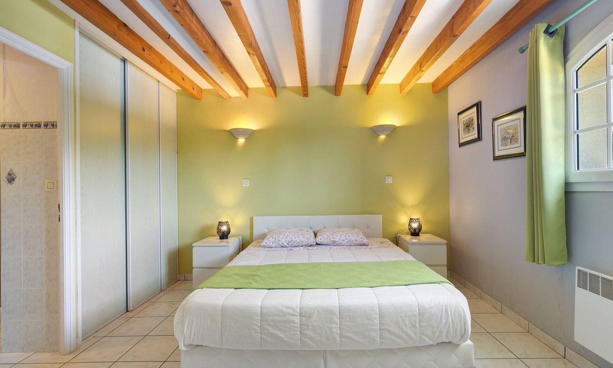 Begadan Bed & Breakfast | Bed and Breakfast 'Chambre D'hôtes Bergamotte' with Shared Pool, Shared Terrace and Wi-Fi