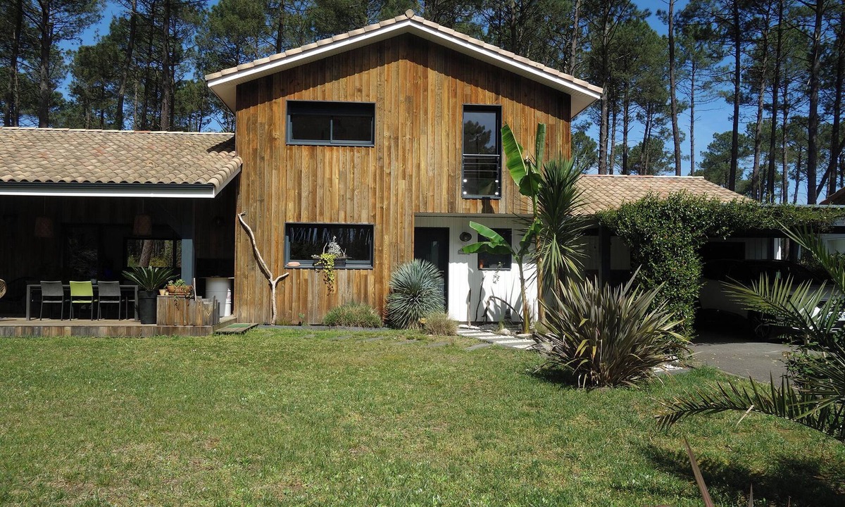 Leon House | Between Ocean and Forest in Léon beautiful contemporary wooden house for 8 people.