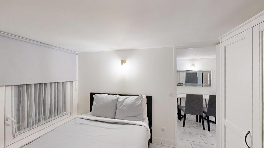 Strasbourg -Saint-Denis Apartment | Bienvenue dans le 10ème arrondissement !