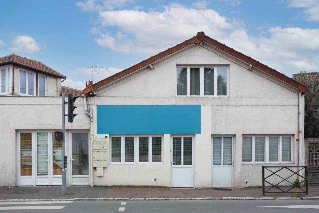 Le Blanc-Mesnil Apartment | Blanc Mesnil centre ville F3