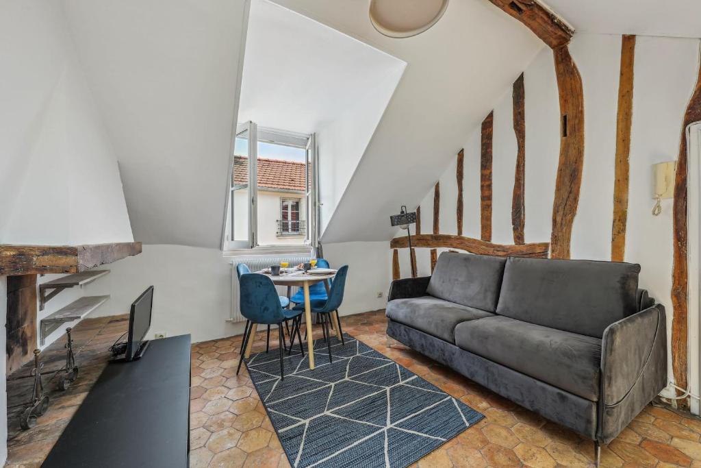 Jardin des plantes Apartment | BnBNova - 1BR - Heart of Latin Quarter