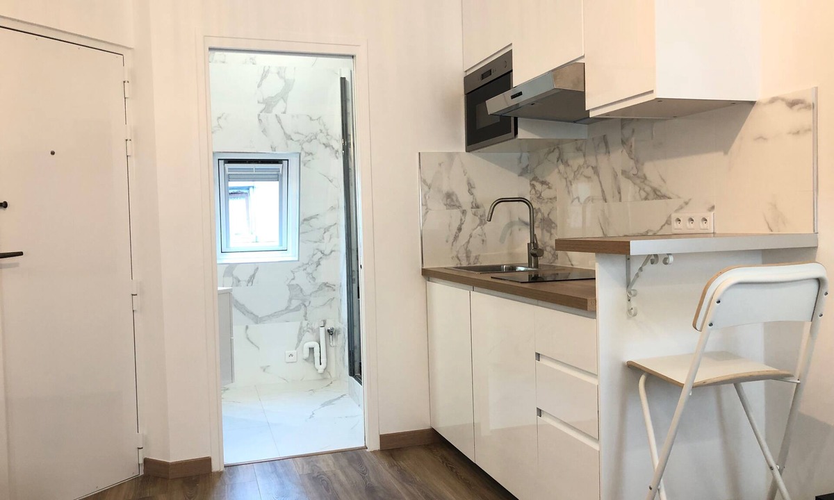 3rd Arrondissement Apartment | Brand new studio located in the center of Paris