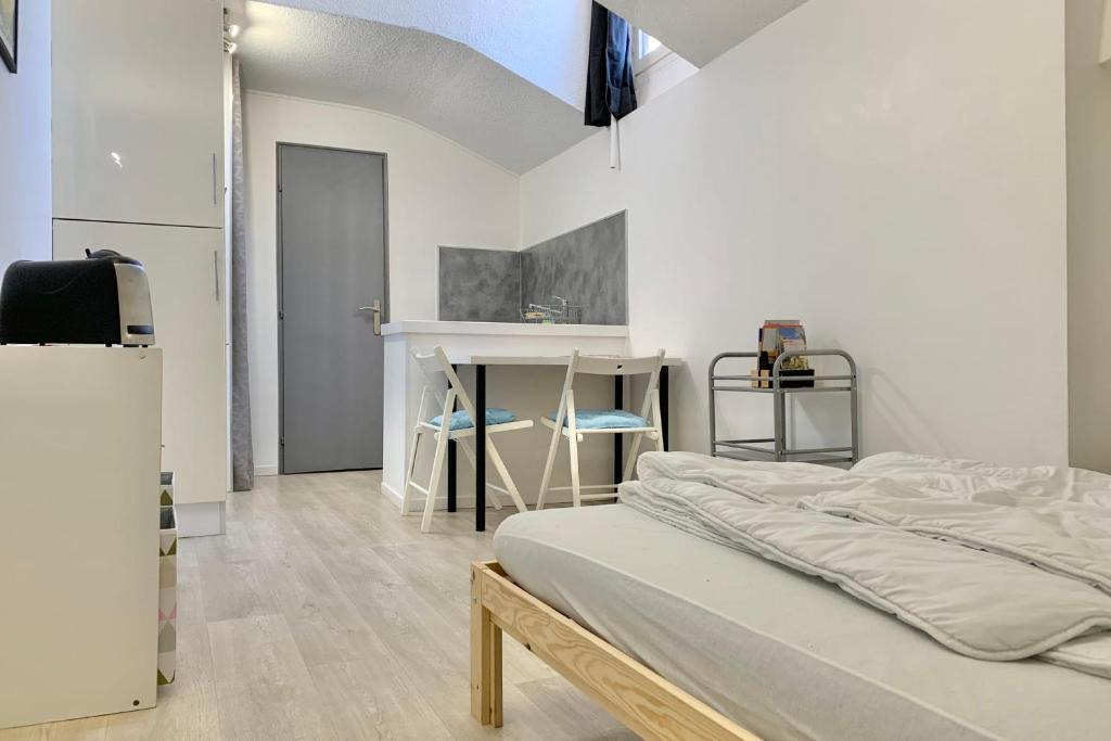 Quartier Hyper-Centre Apartment | #BZ The heart of Grenoble Hyper-centre Ideal for students