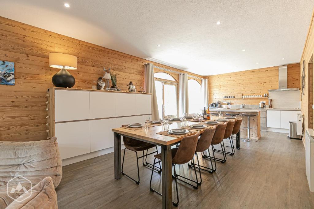 Le Bourget Apartment | Côté-Bourget, Appartement 10 pers LE BOURGET, proche stations La Norma Aussois