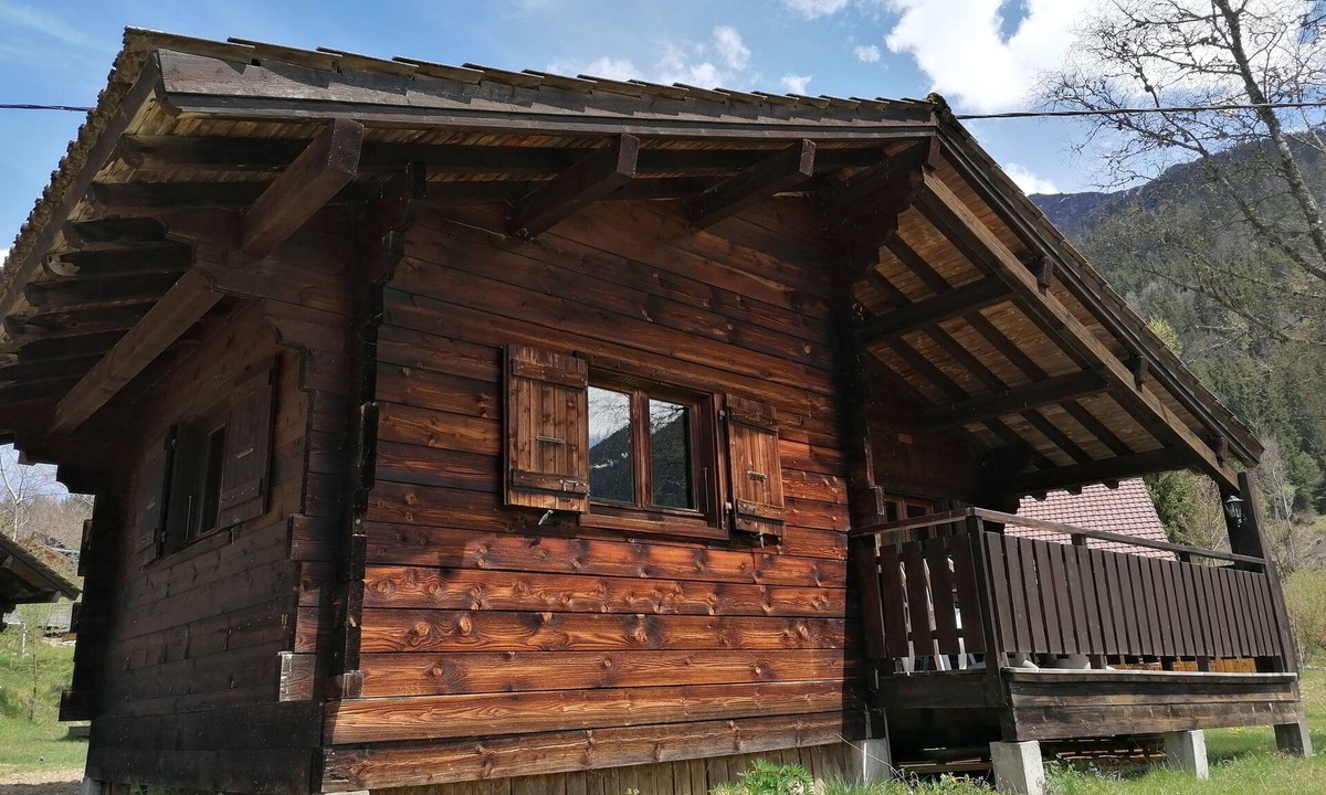 La Ferriere Ski Chalet | Cabottes -Authentic mountain chalet - sauna- Norwegian bath