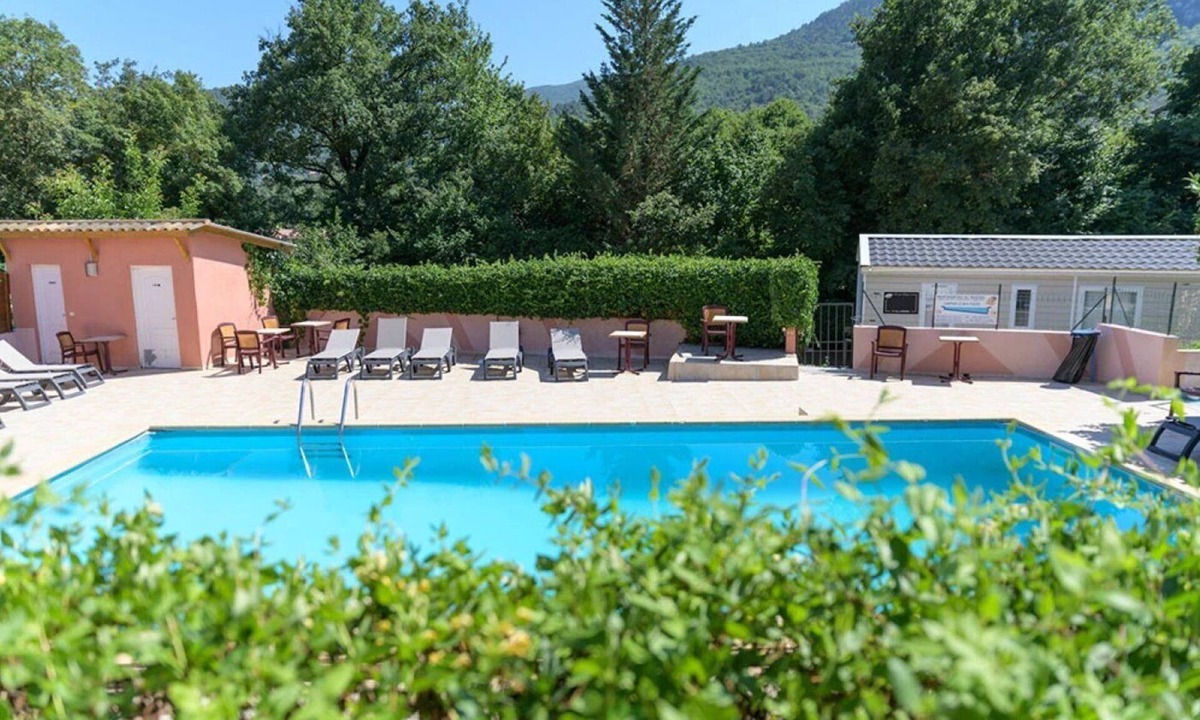 Sospel House | Camping 2 étoiles - Piscine - ccbgb0e