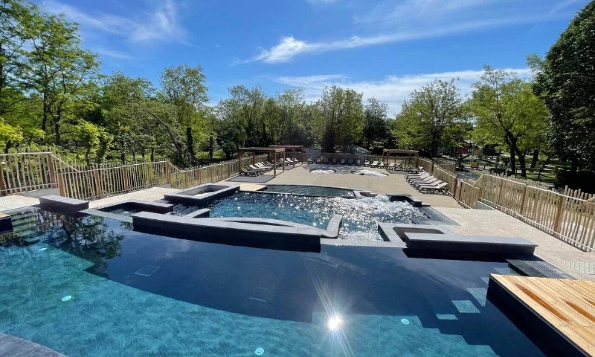 Labeaume House | Camping 3 étoiles - Piscine - ccaiiah