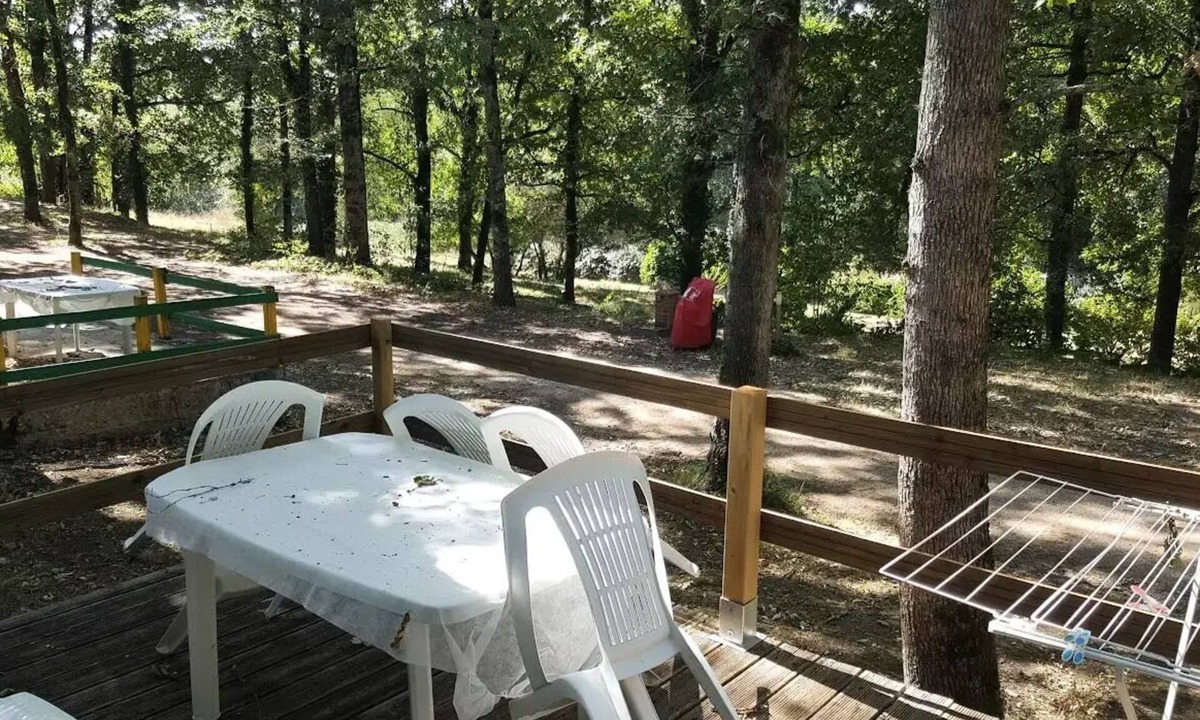 Montricoux House | Canvas tent - 2 bedrooms - no bathroom facilities - sleeps 4