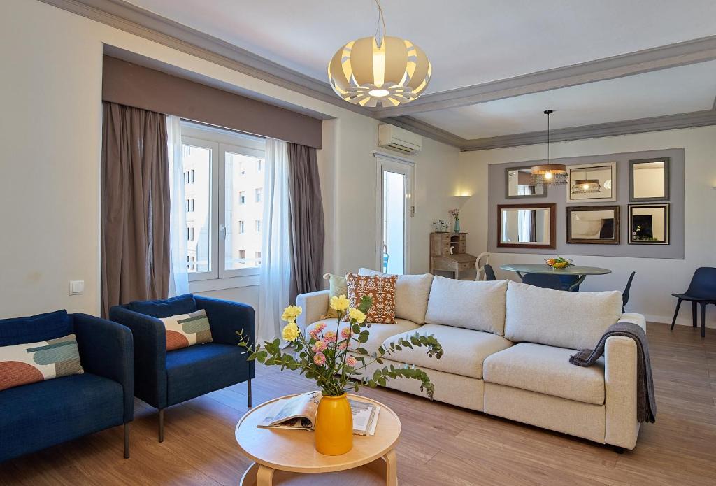 L'Antiga Esquerra de l'Eixample Apartment | Casa Cosi - Casanova 5