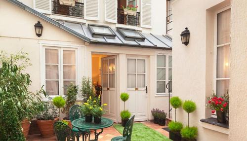 Arsenal Hotel | Castex Hotel
