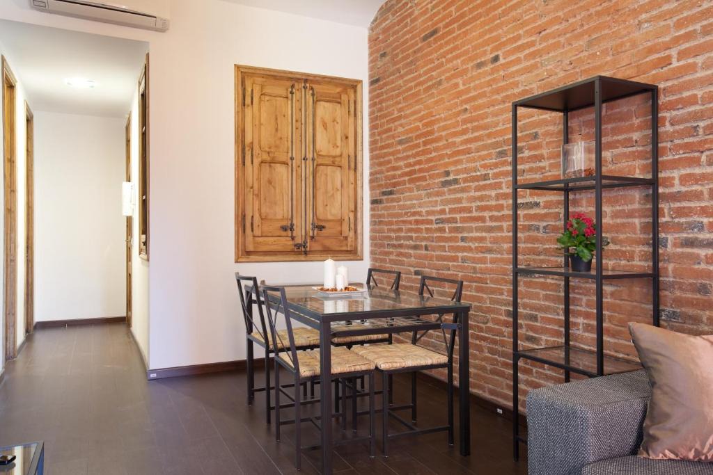 La Sagrada Familia Apartment | Central apartment in Eixample