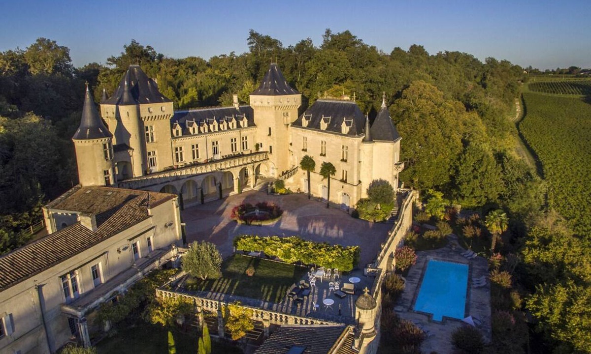 La Riviere Bed & Breakfast | Château de La Rivière