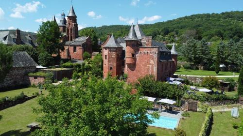 Collonges-la-Rouge Bed & Breakfast | Château de Vassinhac chambres d'hôtes Collonges la rouge