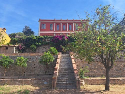 Estagel House | Château XVIII siècle au coeur d'un vignoble
