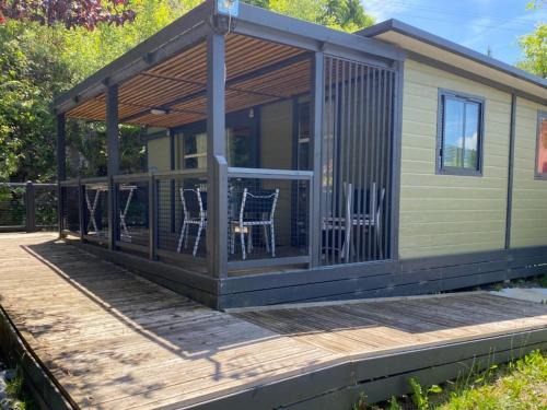 Vic-sur-Cere Other | Chalet 4 pers avec Terrasse et Accès PMR à Vic-sur-Cère - API-1-52-1231