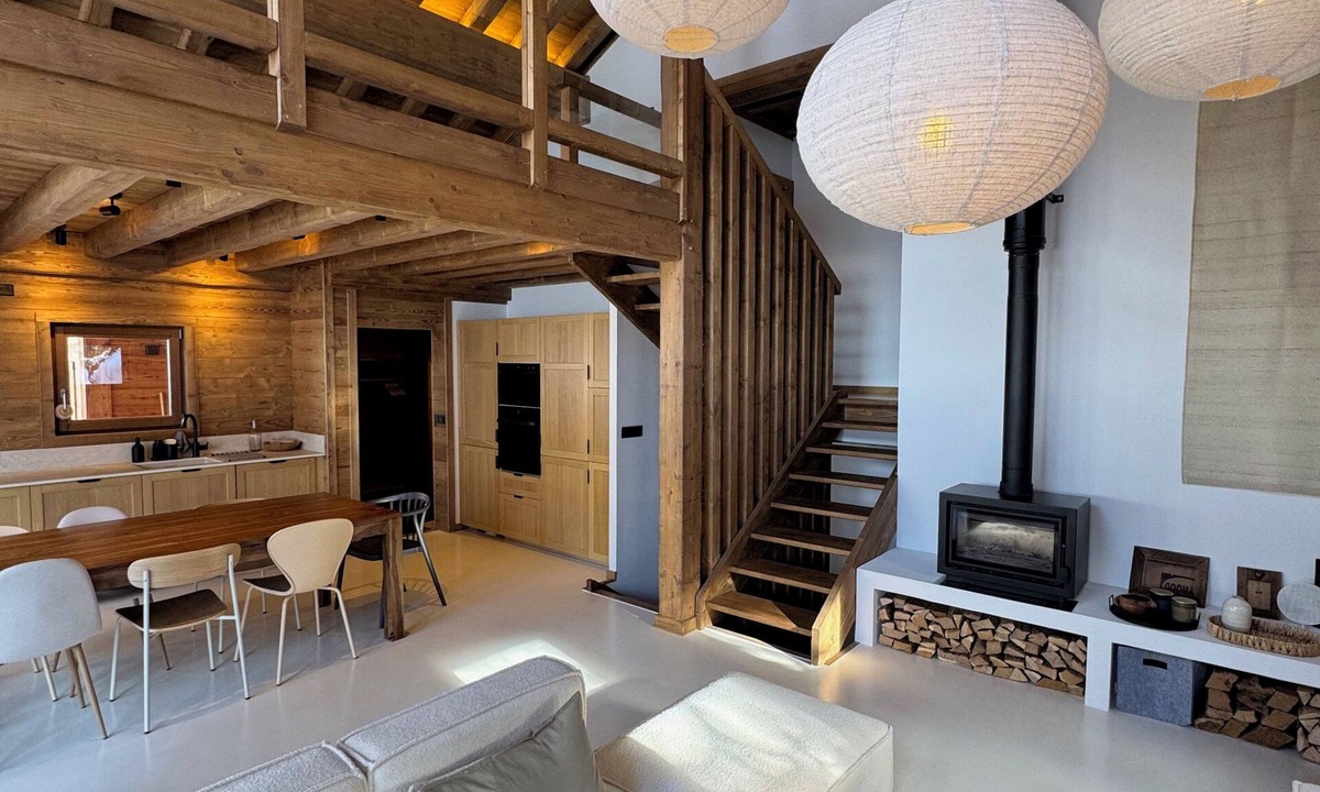 Valloire Ski Chalet | Chalet Alerça at the foot of the mountains!