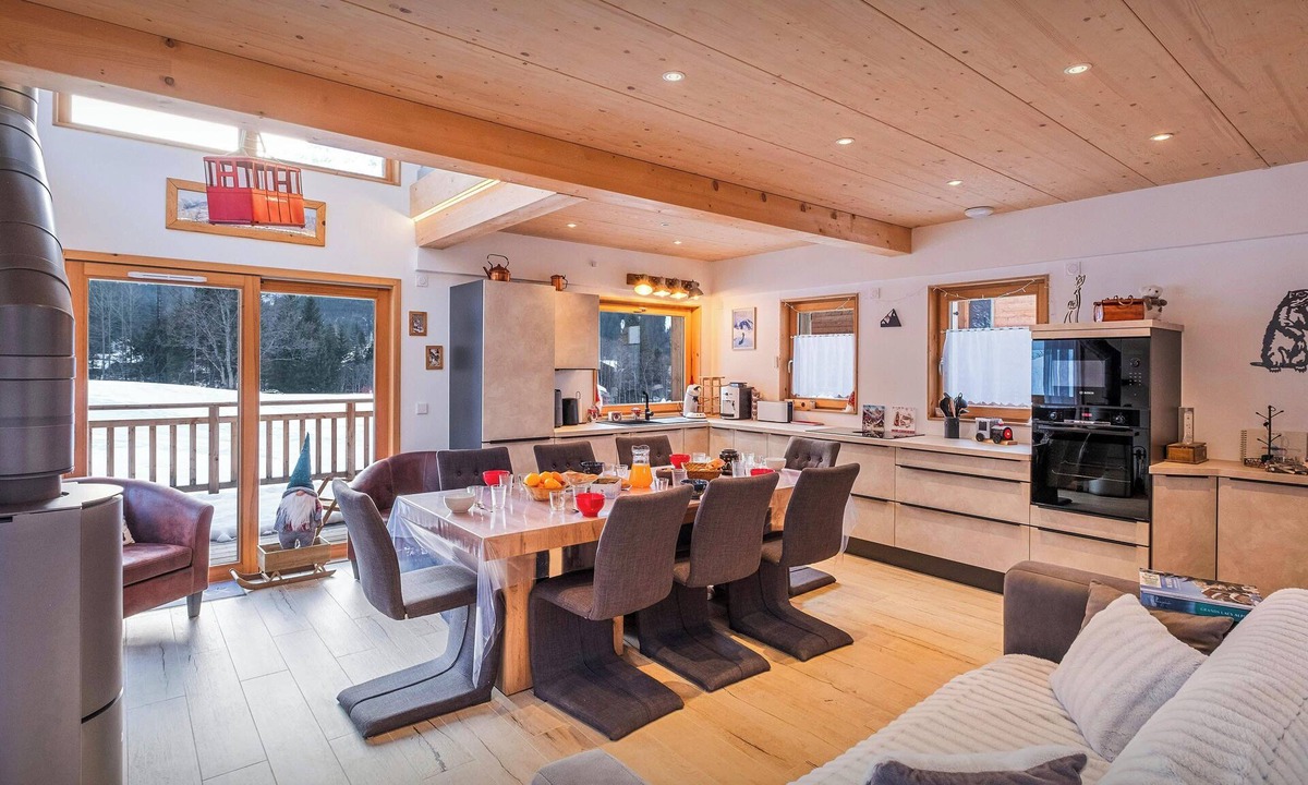 Pralognan-la-Vanoise Ski Chalet | Chalet Arpitan Orizon - Chalet in the Vanoise National Park - OVO Network