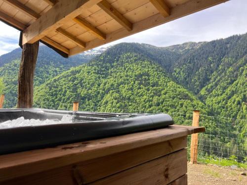 Melles Ski Chalet | Chalet au cœur des Pyrénées avec jacuzzi