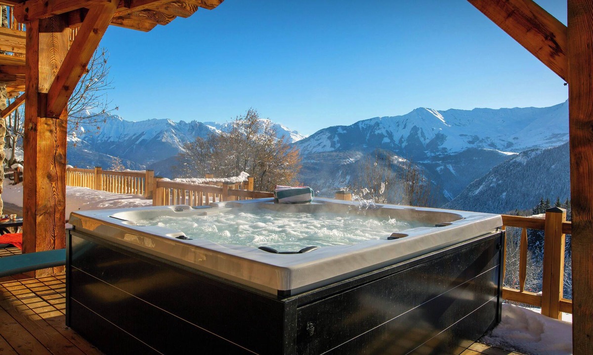 Villarembert Ski Chalet | Chalet Bendo - mountain holiday retreat for 10 with spa - OVO Network