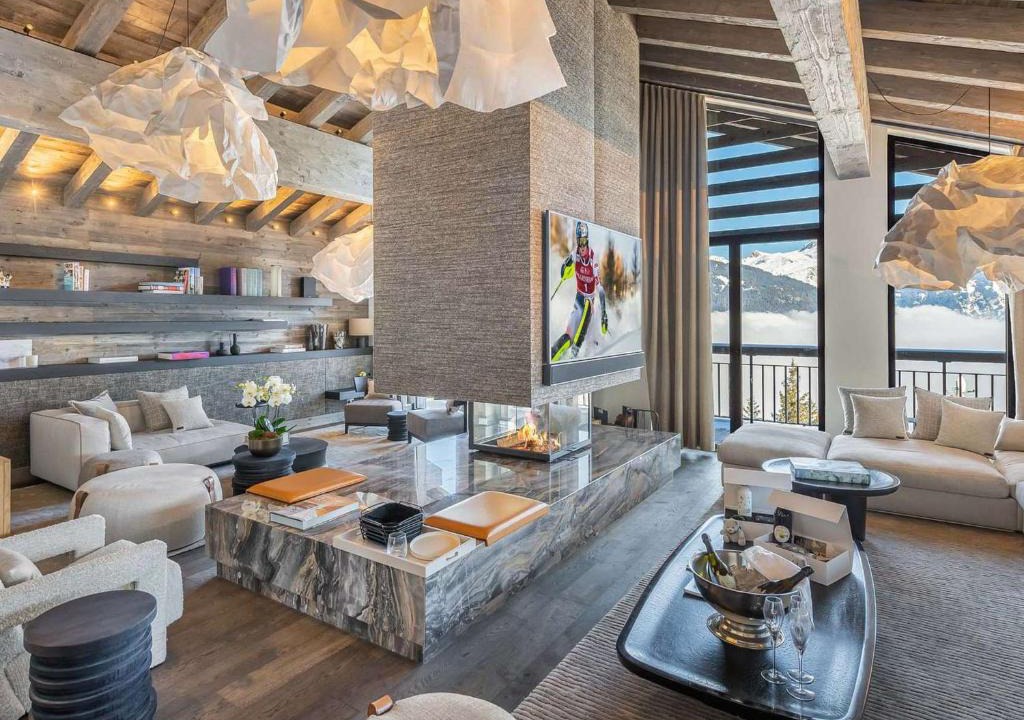Courchevel Ski Chalet | Chalet de luxe à Courchevel avec piscine et personnel 15 pers - FR-1-562-71