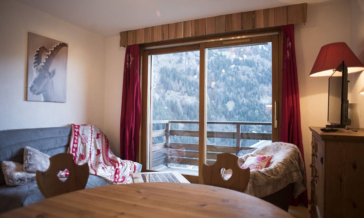 Vaujany Apartment | Chalet de Marie n°9 - Three Bedroom Apartment, Sleeps 8