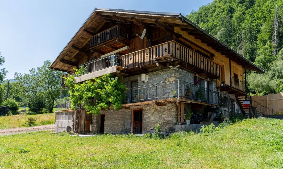 Villard-sur-Doron House | Chalet du Vorger Ski – Spacious Mountain Retreat for Groups