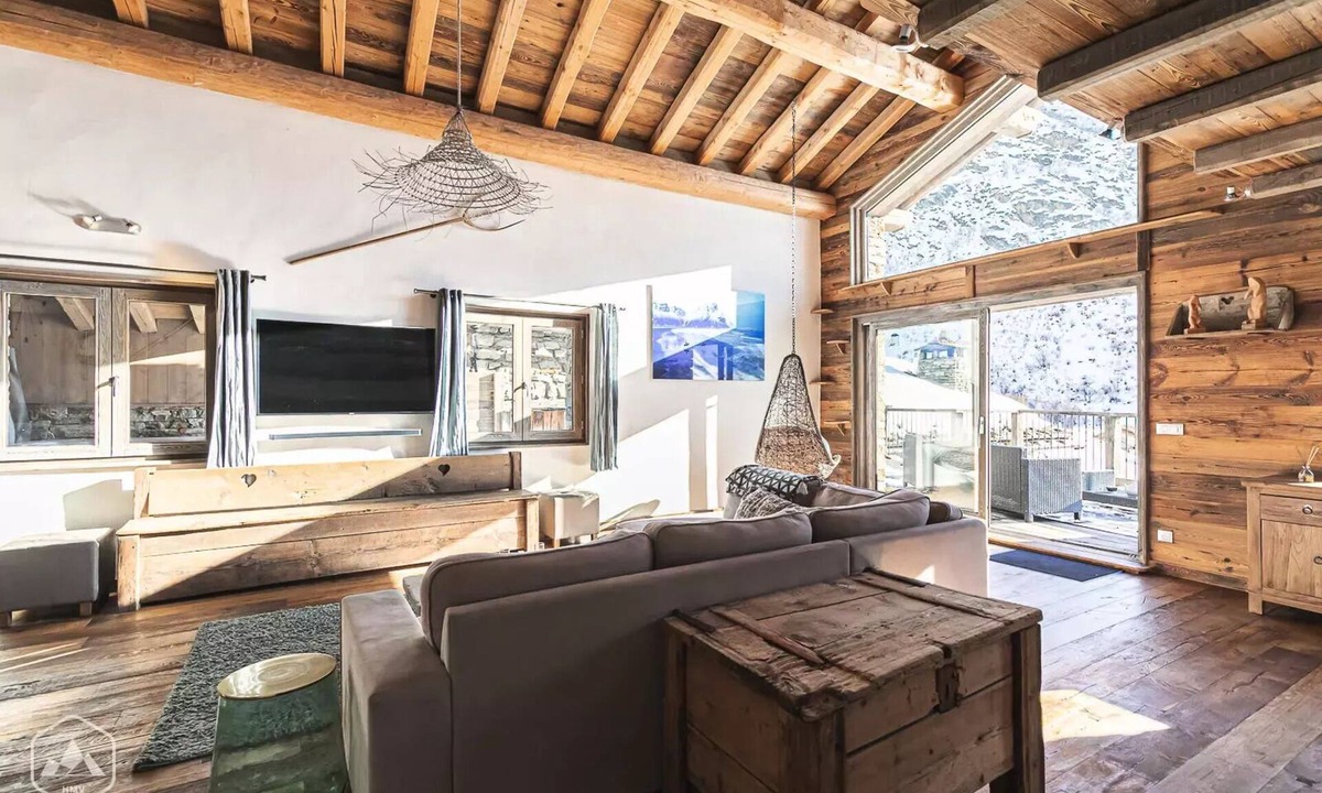 Bonneval-sur-Arc Apartment | Chalet Gariot: warm and authentic