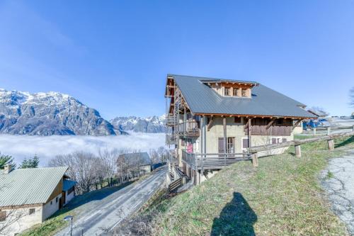 Villard-Reculas Ski Chalet | Chalet le Regain