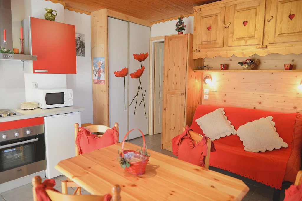 Valloire Condo | CHALET LES ECRINS N°2 : 2 pièces 4 personnes / 2 rooms 4 people