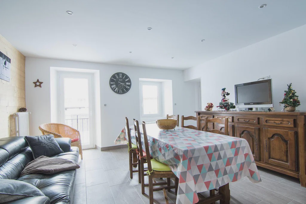 Valloire Apartment | CHALET LES ECRINS N°3 : 3 pièces 6 personnes / 3 rooms 6 people