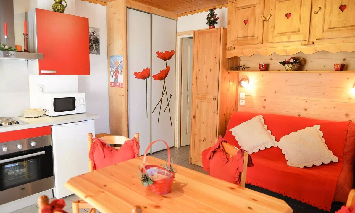 Valloire Apartment | Chalet Les Ecrins - Studio Cabine 3/4 people exposed North-East