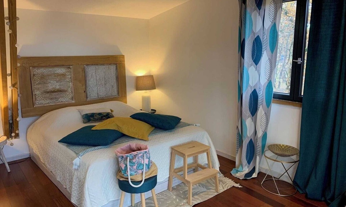 Saint-Remeze Cabin | Chalet perché Libellule (+12yrs accompanied by an adult or 2 adults)